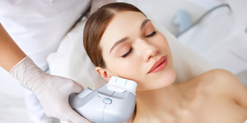 How Fat Freezing and HIFU Work Together? 4 book a personalised consultation of Fat Freezing and HIFU Together Twickenham